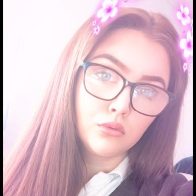 Profile Picture of Holli (@holli_parsons15) on Twitter