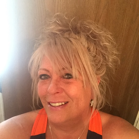 Profile Picture of Christine Wasik (@christinewasik) on Poshmark