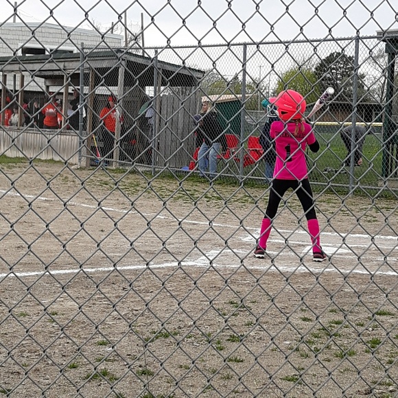 Profile Picture of Ashlyn Ryman (@ashlyn033109) on Poshmark