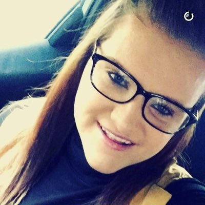 Profile Picture of Zoe Kelly (@zoey_kelly) on Twitter