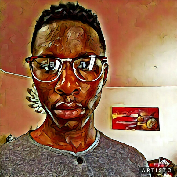 Profile Picture of Andrew Kear (@andrewkear) on Poshmark