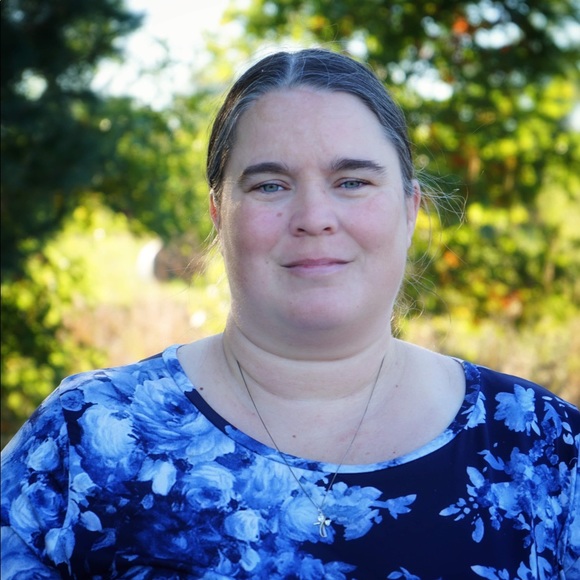 Profile Picture of Nicole Bohlmann (@momma081314) on Poshmark