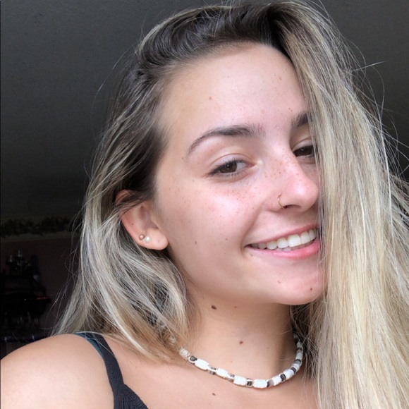 Profile Picture of Jenna Keefe (@jjxox) on Poshmark