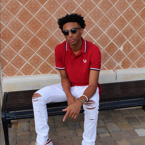 Profile Picture of Trey Graham (@treysos22) on Poshmark