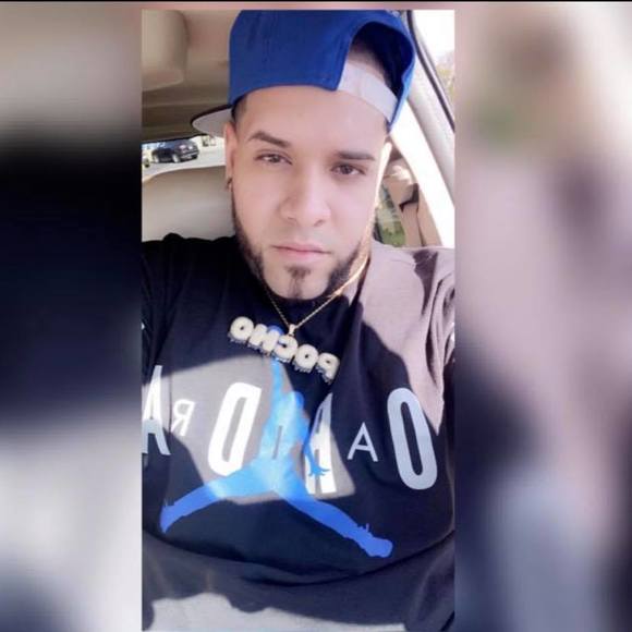 Profile Picture of José Vigo davis (@jvigodavis) on Poshmark