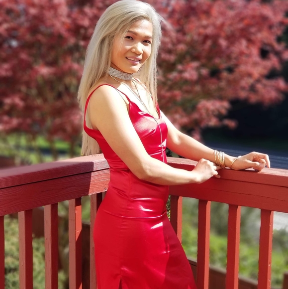 Profile Picture of Rattey Yin (@ratteyyin) on Poshmark