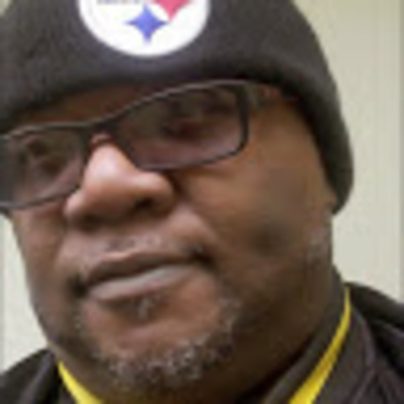 Profile Picture of Leonard Mcbroom (@leonardmcbroom) on Poshmark