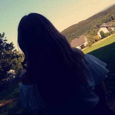 Profile Picture of Josephine Weber (@Josephi87854625) on Twitter