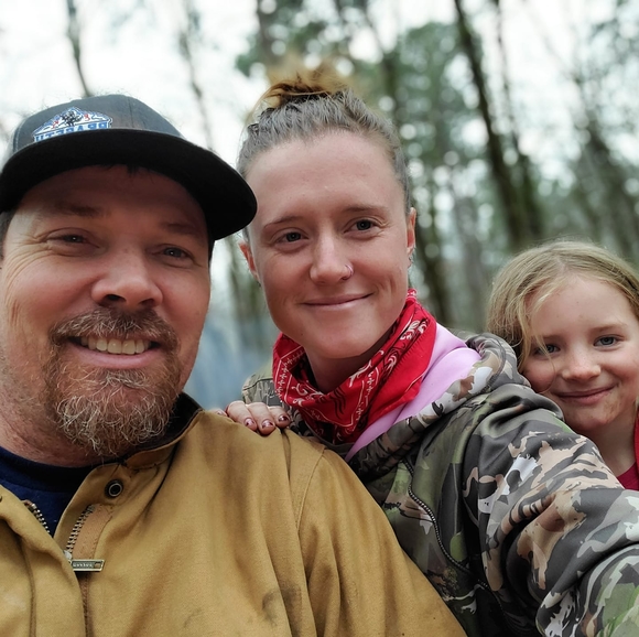 Profile Picture of Amie Wade (@amiewade) on Poshmark