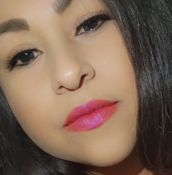 Vikki Vikki - Poshmark Profile Picture of Vikki Vikki (@vcruz182922) on Poshmark