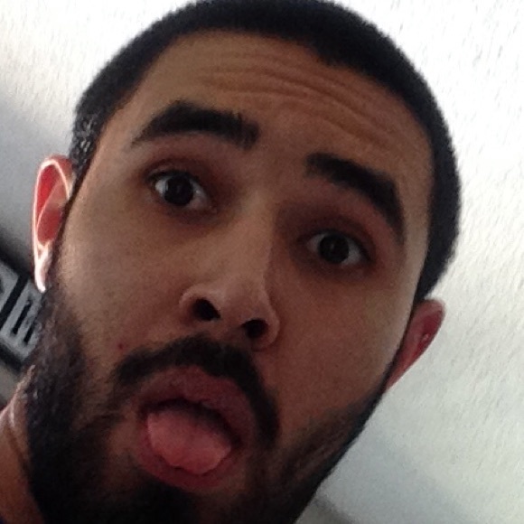 Profile Picture of Ralph Vasquez (@vralph) on Poshmark