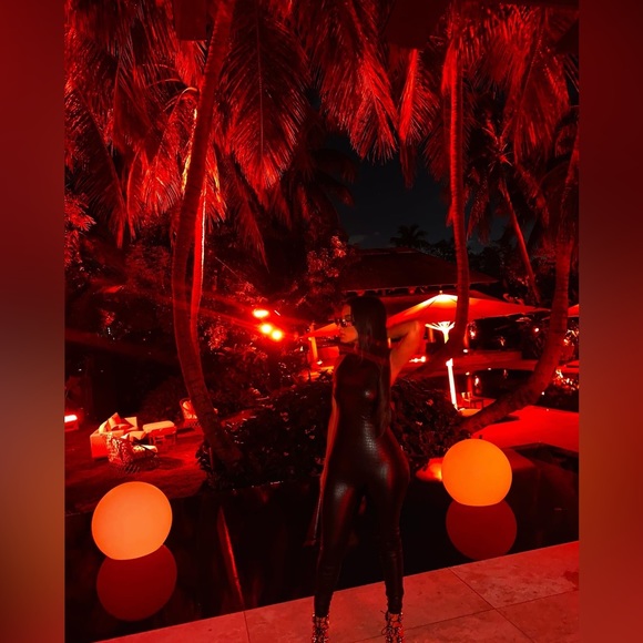 Profile Picture of Erica Casarez (@erica214) on Poshmark