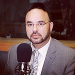 Profile Picture of הרב המזמר דודו דרעי 🎤 (@rabbi_david_dudu__dery) on Instagram