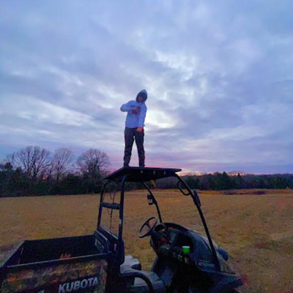 Profile Picture of Griffin Brashier (@gbrashier123) on Poshmark