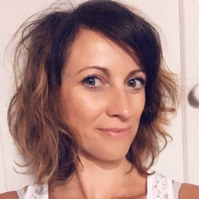 Profile Picture of ANNE (@anne_petitjean) on Twitter
