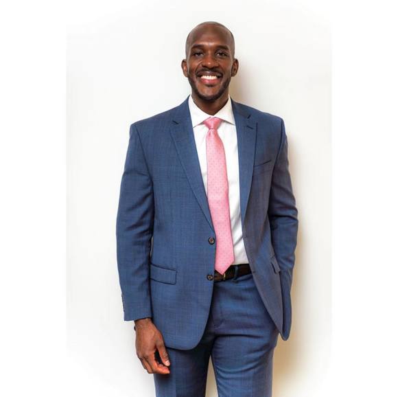 Profile Picture of Kwabe Obeng (@kobeng7) on Poshmark