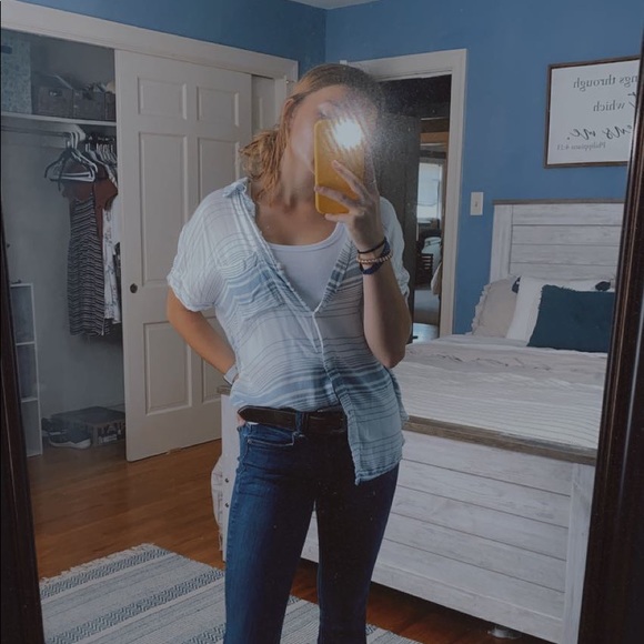 Profile Picture of Leah Baddick (@leah_baddick) on Poshmark