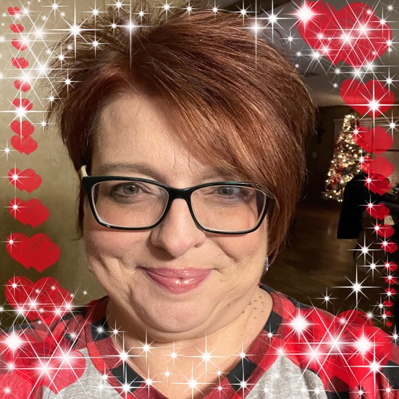 Profile Picture of Audrey Corley (@ladybyrd92) on Poshmark