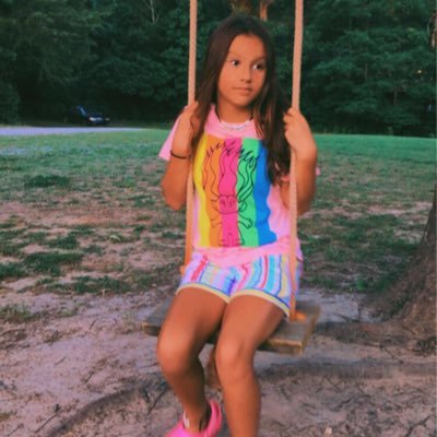 Profile Picture of Gracie Campos (@GracieCampos15) on Twitter