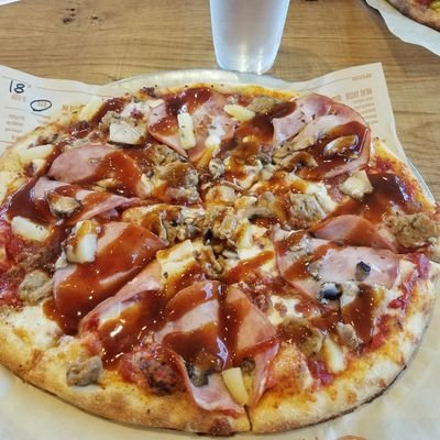 Profile Picture of Max Larson (@maxlarson1981) on Twitter