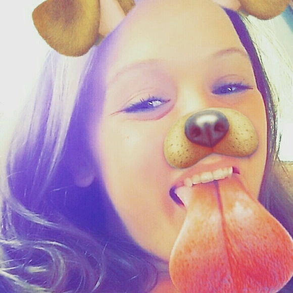 Profile Picture of Chandree Tennison (@clary8021) on Poshmark