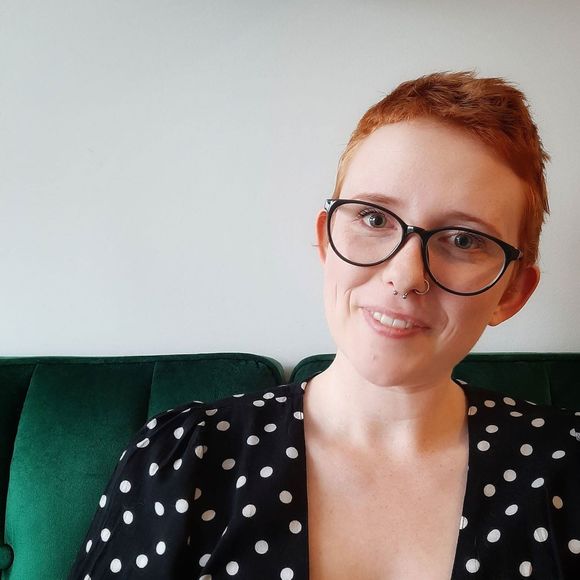 Jessie Dissing - Poshmark Profile Picture of Jessie Dissing (@jdissing) on Poshmark