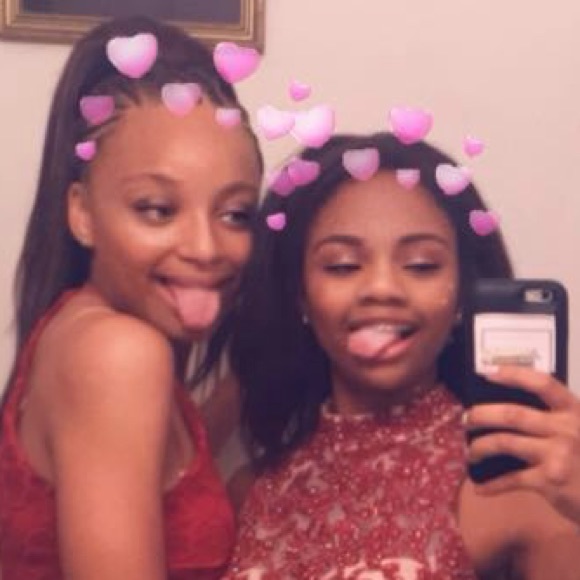 Profile Picture of Isabella Capellan (@bellaaababy) on Poshmark