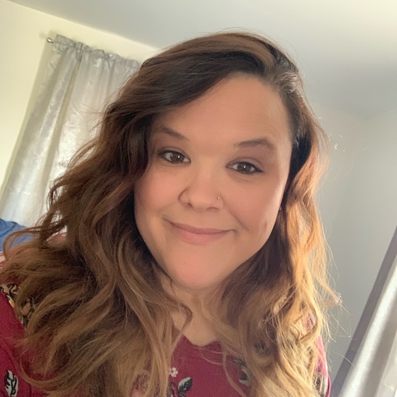 Profile Picture of Rosanna Lanting (@rlant959) on Poshmark