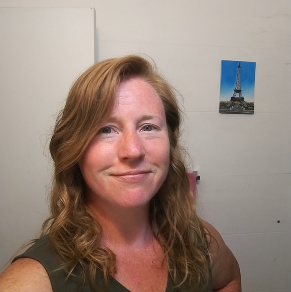 Profile Picture of Ginger Delk mccall (@gingerdelk) on Poshmark