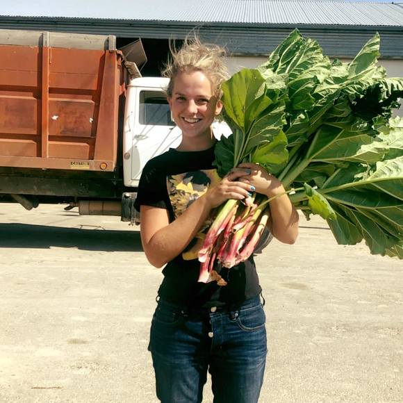 Profile Picture of Cara Marchbanks (@glittersrgr8) on Poshmark