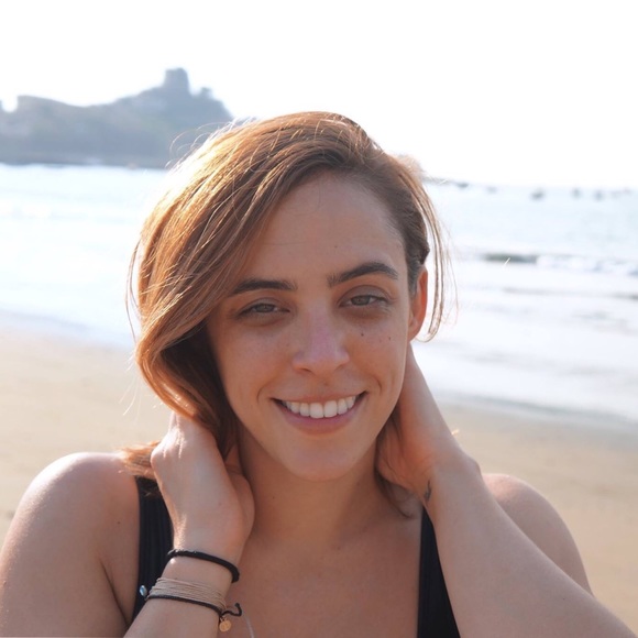 Profile Picture of Tanya Sushkova (@tanyas20) on Poshmark