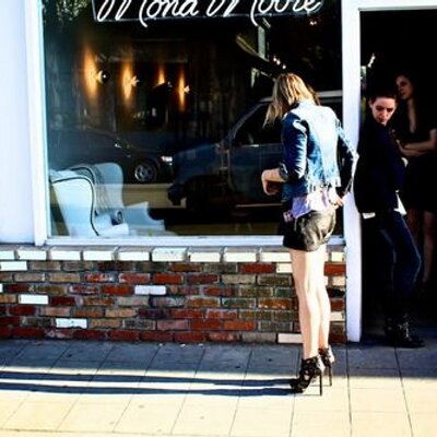 Profile Picture of Mona Moore (@monamooreshoes) on Twitter