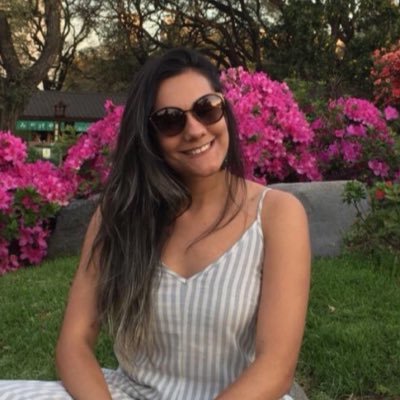 Profile Picture of Juliana Thompson (@juthompsondg) on Twitter