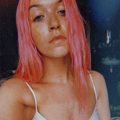 Profile Picture of KATE HOUSH (@KateHoush) on Twitter