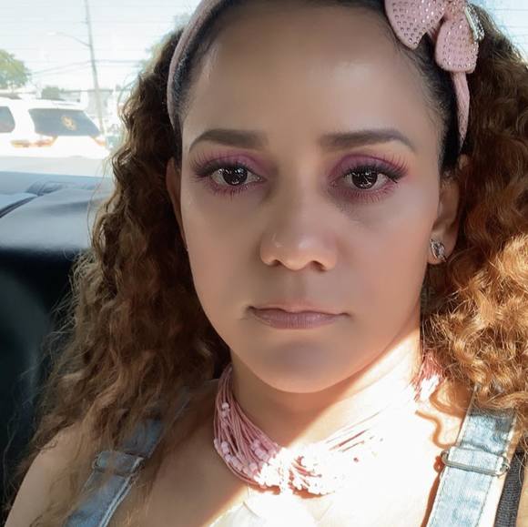 Profile Picture of Bianca Palacios (@biancapalaci997) on Poshmark