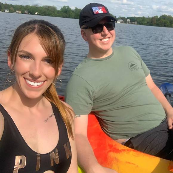 Profile Picture of Briana Horvath (@brianahorvath) on Poshmark