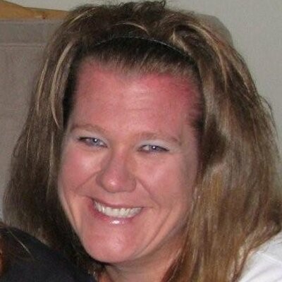 Profile Picture of Jennifer Klug (@JenniferBKlug) on Twitter