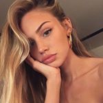 Profile Picture of everything you want (@slutzup) on Instagram
