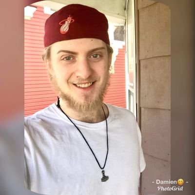 Profile Picture of Daddydee1999 (@Damien_Kirk1999) on Twitter