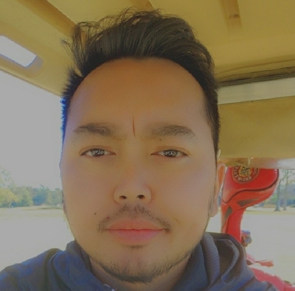 Profile Picture of Phuoc Lam (@phuocnasty) on Poshmark