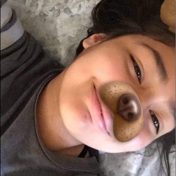 Profile Picture of Krystal Sanchez (@sanchez_krystal) on Poshmark