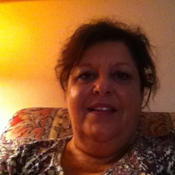 Profile Picture of Jackie Fenner (@jackiefenner) on Poshmark