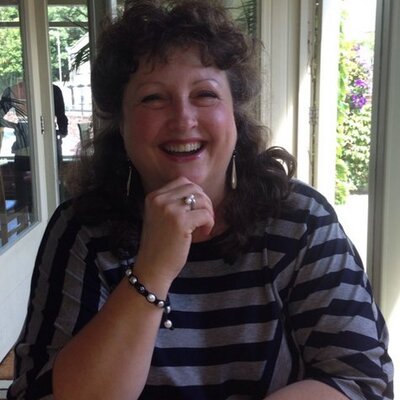 Profile Picture of Kim Burt (@StitchFreak) on Twitter
