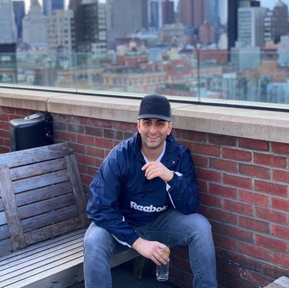 Profile Picture of Chris Tashjian (@ctash1212) on Poshmark