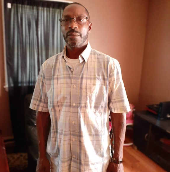 Profile Picture of Benito Marshman (@benitomarshman) on Poshmark