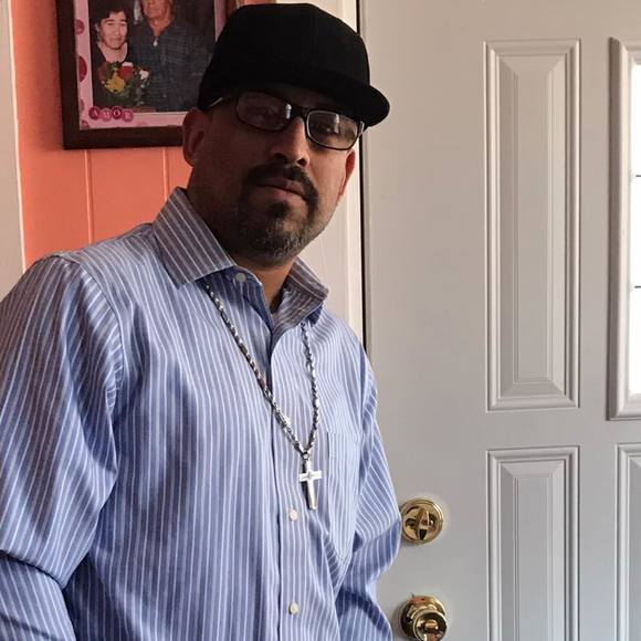 Profile Picture of Jose Chirinos (@jchirinos557) on Poshmark