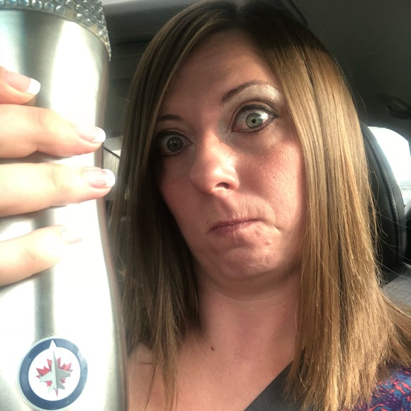 Profile Picture of Jessie Bilbey (@umbilbey) on Poshmark