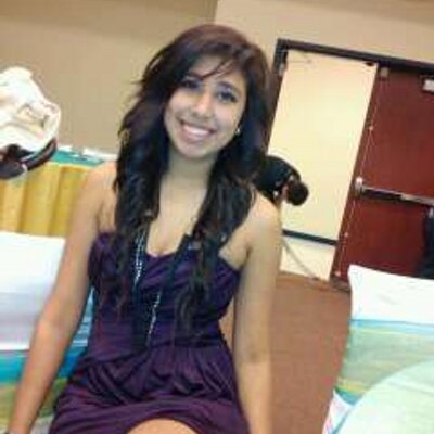 Profile Picture of Clarissa Quintero (@@Clarissa_Qt) on Twitter