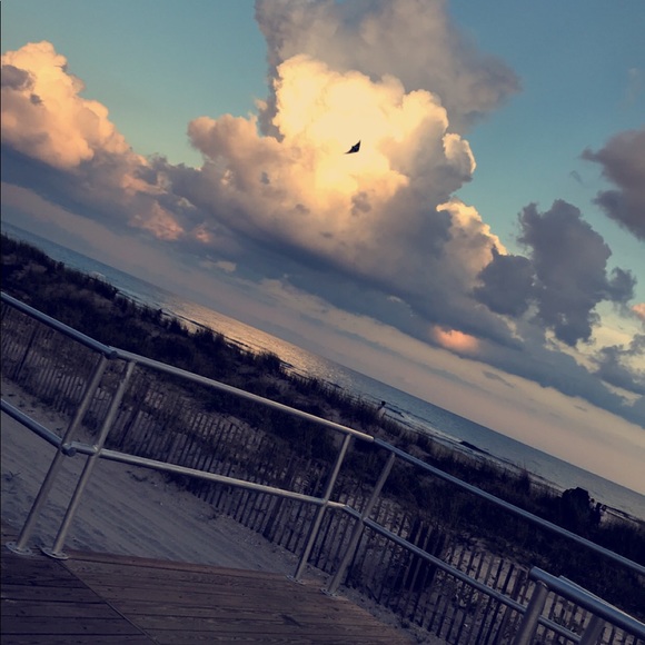 Profile Picture of Mackenzie Douglas (@mac_doug) on Poshmark