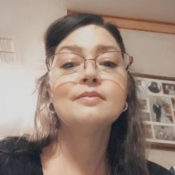 Profile Picture of Tammara Mounce (@tammara2) on Poshmark